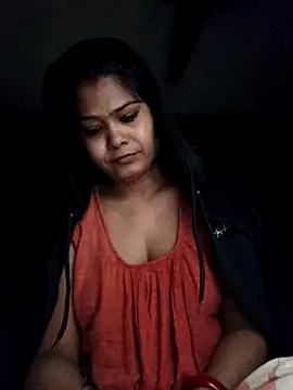 yoursweety09 online show from January 2025 02:35:02 AM