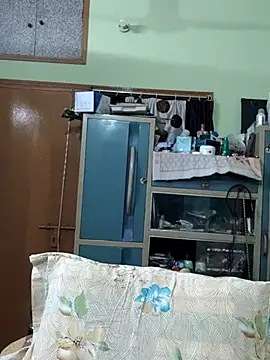 yoursweety09 online show from March 2026 02:11:02 PM