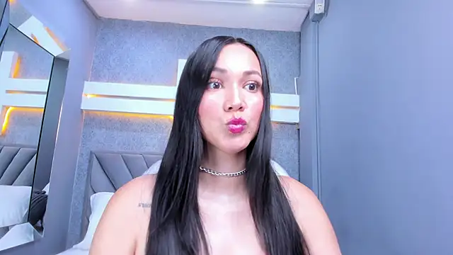 JessicaMilan online show from October 2025 10:32:02 PM