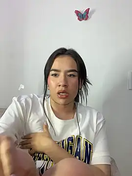 Im Valen Cute online show from January 2025 03:29:02 AM