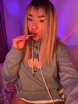 Im Valen Cute online show from October 2025 02:37:02 AM