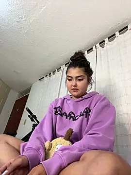 gabbyfoox online show from December 2024 02:21:02 AM