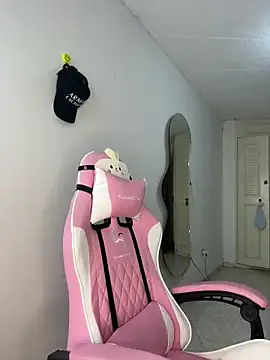 gabbyfoox online show from January 2025 12:52:02 AM