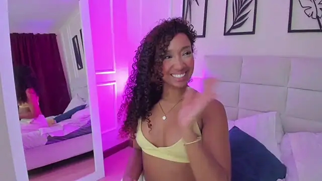 Snapshot of Amber__Sanchez chatting on January 2025 08:51:01 AM Amber  Sanchez online show from January 2025 08:51:01 AM