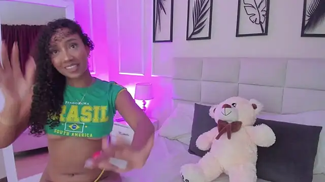 Snapshot of Amber__Sanchez chatting on February 2025 03:26:02 AM Amber  Sanchez online show from February 2025 03:26:02 AM