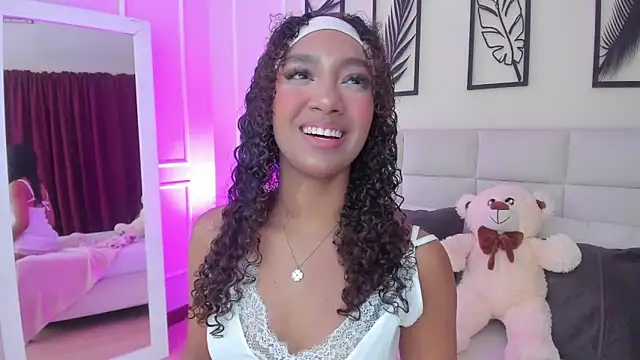 Snapshot of Amber__Sanchez chatting on March 2025 03:24:01 AM Amber  Sanchez online show from March 2025 03:24:01 AM