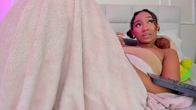 Snapshot of Amber__Sanchez chatting on March 2025 04:46:01 AM Amber  Sanchez online show from March 2025 04:46:01 AM