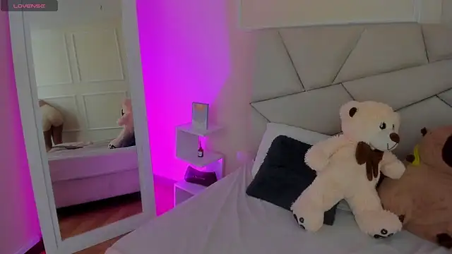 Snapshot of Amber__Sanchez chatting on March 2025 07:46:02 AM Amber  Sanchez online show from March 2025 07:46:02 AM