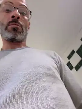 KBD85 online show from October 2025 09:59:01 PM