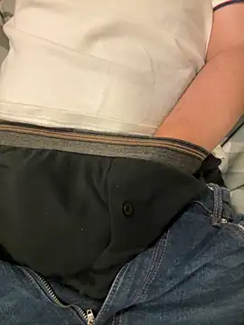 Dan8736 online show from October 2025 08:31:01 PM