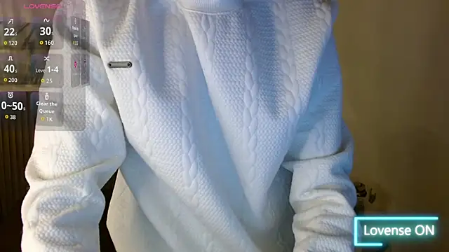 Snapshot of Dyla_n18 chatting on October 2025 09:27:01 PM Dyla n18 online show from October 2025 09:27:01 PM