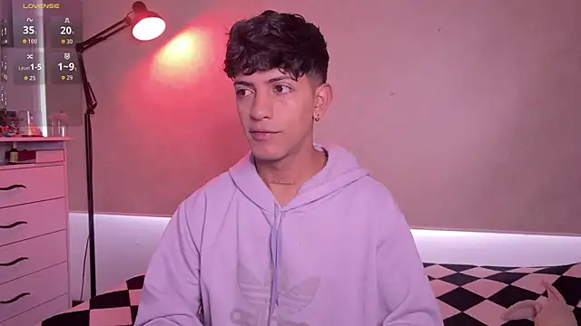 Snapshot of teobowny_ chatting on September 2025 01:37:01 PM teobowny online show from September 2025 01:37:01 PM