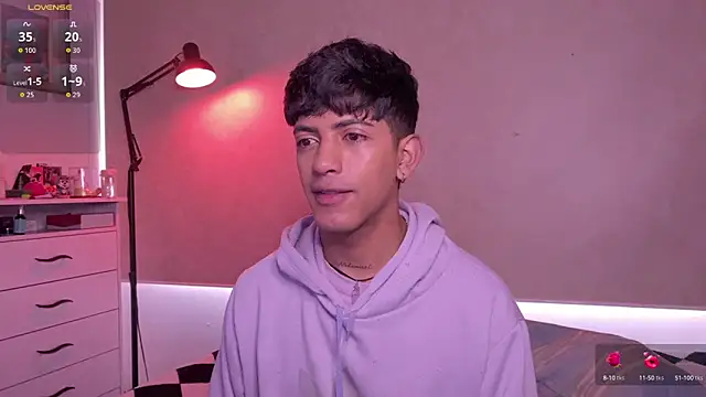 Snapshot of teobowny_ chatting on October 2025 01:31:01 PM teobowny online show from October 2025 01:31:01 PM