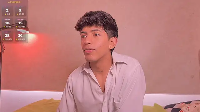 Snapshot of teobowny_ chatting on June 2026 07:13:01 PM teobowny online show from June 2026 07:13:01 PM