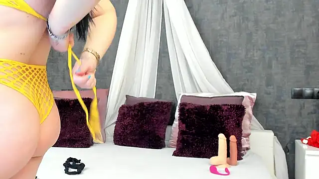 miss sophieX online show from January 2025 04:30:02 AM