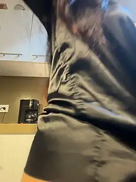 Snapshot of AndyFire69 chatting on January 2026 10:41:02 AM AndyFire69 online show from January 2026 10:41:02 AM