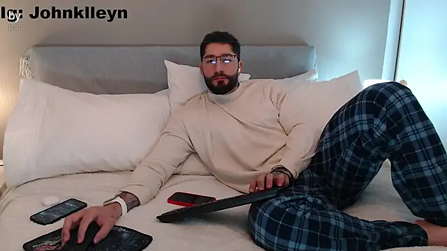 jonhklleyn online show from June 2026 08:03:01 PM