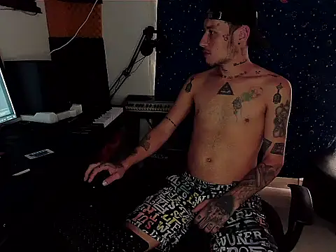 patrik tattoo  online show from December 2024 01:06:01 PM