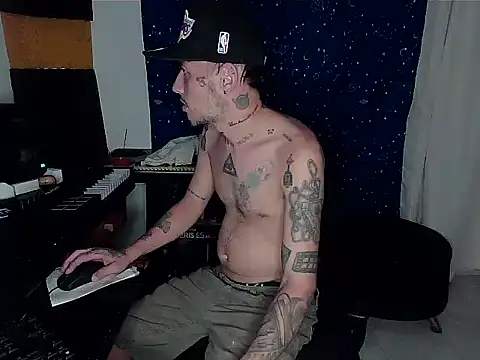 patrik tattoo  online show from December 2024 05:02:01 AM