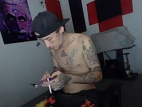 Snapshot of patrik_tattoo_ chatting on June 2026 01:29:01 AM patrik tattoo online show from June 2026 01:29:01 AM