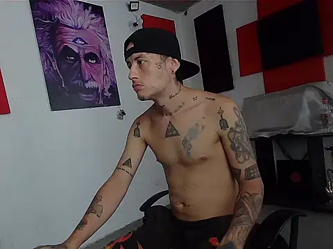 Snapshot of patrik_tattoo_ chatting on June 2026 09:45:01 PM patrik tattoo online show from June 2026 09:45:01 PM
