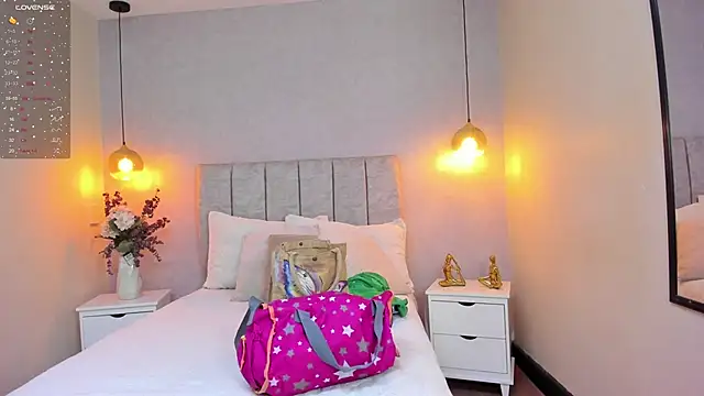 tutu milf online show from March 2025 01:27:02 PM