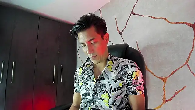 EdwardVlad online show from December 2024 06:15:01 PM