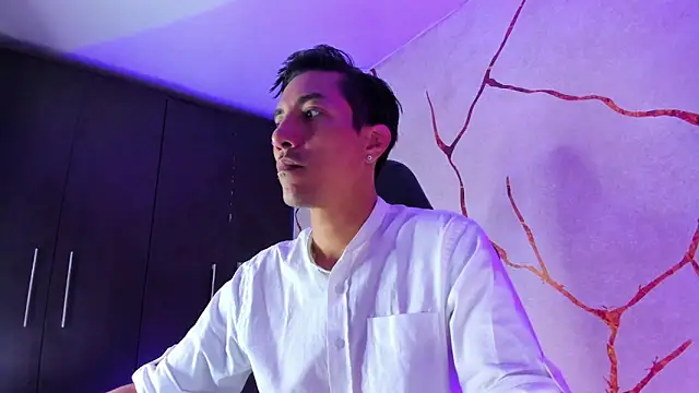 EdwardVlad online show from December 2024 07:14:02 PM