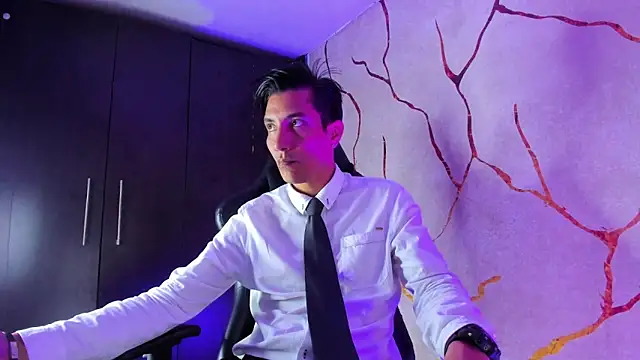 EdwardVlad online show from December 2024 07:15:02 PM