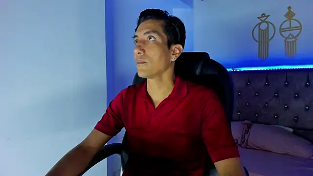 EdwardVlad online show from December 2024 07:28:02 PM