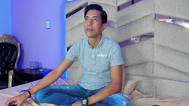 EdwardVlad online show from December 2024 10:44:02 PM