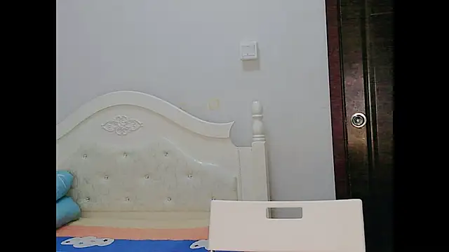 Melvinchina-88 online show from July 2026 03:42:01 AM