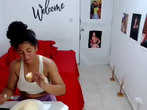 bellacrespalatina online show from January 2025 12:25:01 AM