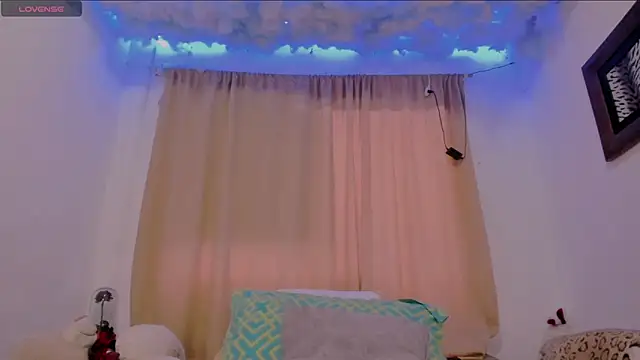 Lauu G online show from March 2025 11:05:01 PM