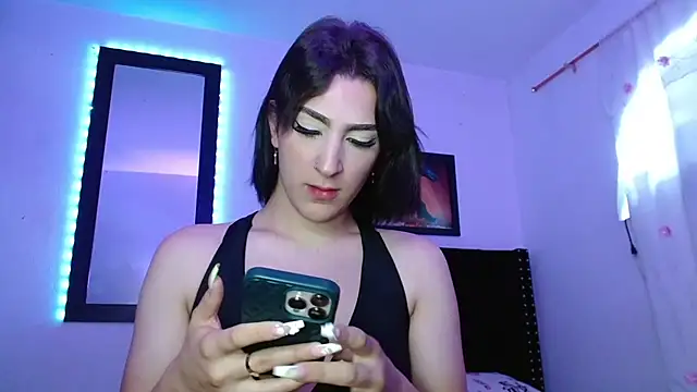 Snapshot of Triana_Damelio chatting on September 2025 02:21:01 PM Triana Damelio online show from September 2025 02:21:01 PM