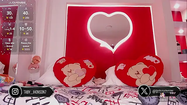 TabyJhonson online show from February 2026 01:21:01 PM