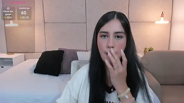 Amiirra  online show from January 2025 08:24:01 PM