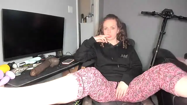 ENGLISHEMILY 69 online show from February 2025 11:33:02 PM