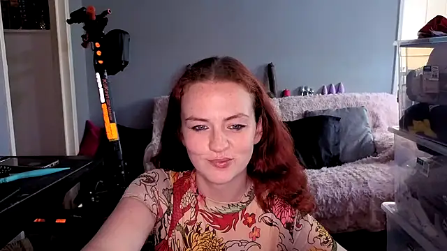 ENGLISHEMILY 69 online show from October 2025 11:41:02 AM