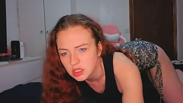 ENGLISHEMILY 69 online show from February 2026 08:51:02 PM