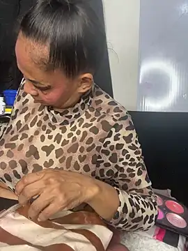 chiquimaturesexy online show from February 2026 08:04:02 PM