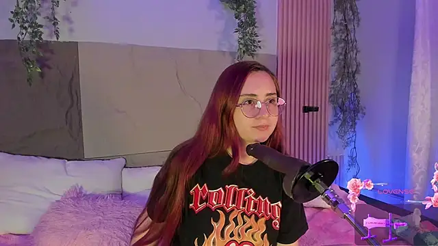 centaurigirl online show from February 2026 05:30:01 AM