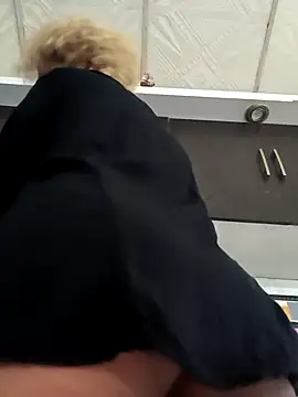 Amaliu  online show from February 2026 01:37:02 PM