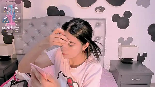  18alice online show from March 2025 01:03:02 AM