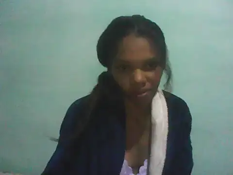 Snapshot of Antsoalie chatting on October 2025 06:33:01 AM Antsoalie online show from October 2025 06:33:01 AM