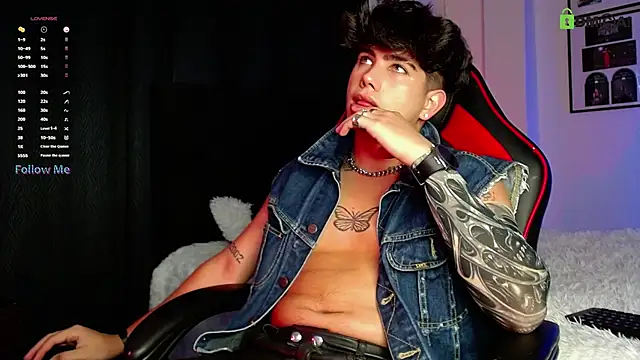 LyleBennett  online show from December 2025 10:53:01 AM