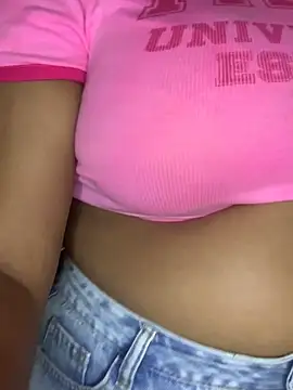 Snapshot of Doodhwaali chatting on March 2025 12:33:02 PM Doodhwaali online show from March 2025 12:33:02 PM