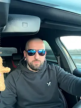 Snapshot of _Haptic_ chatting on January 2026 03:27:02 PM Haptic online show from January 2026 03:27:02 PM