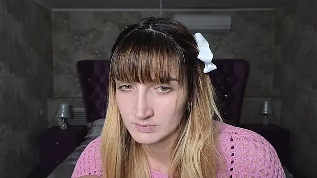 Nika Kitten online show from November 2025 09:30:02 AM