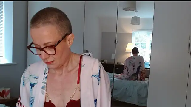 ELEGANT-ARIA36 online show from February 2025 12:36:01 PM